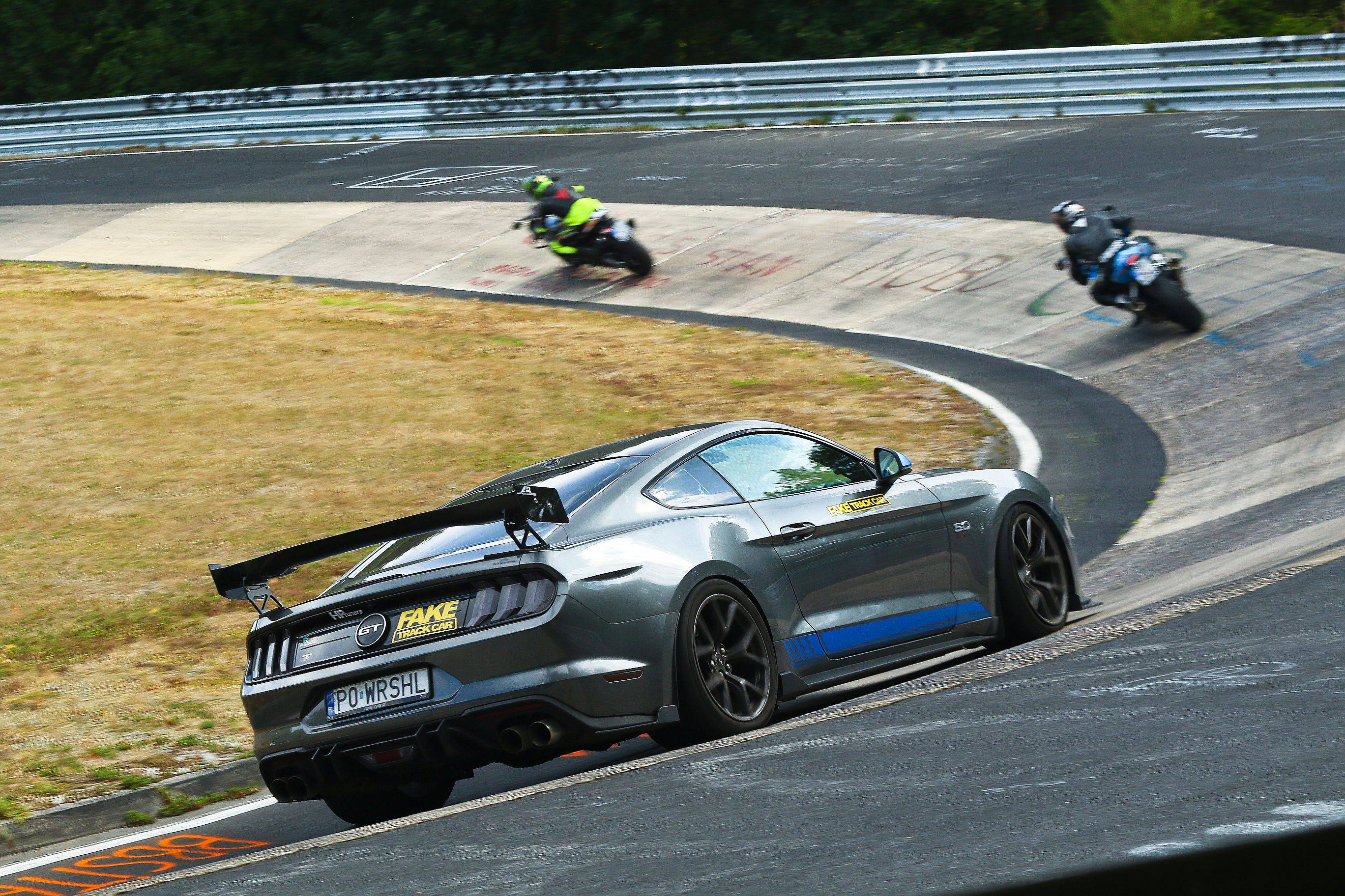racetracker_18815808_291804s.jpg
