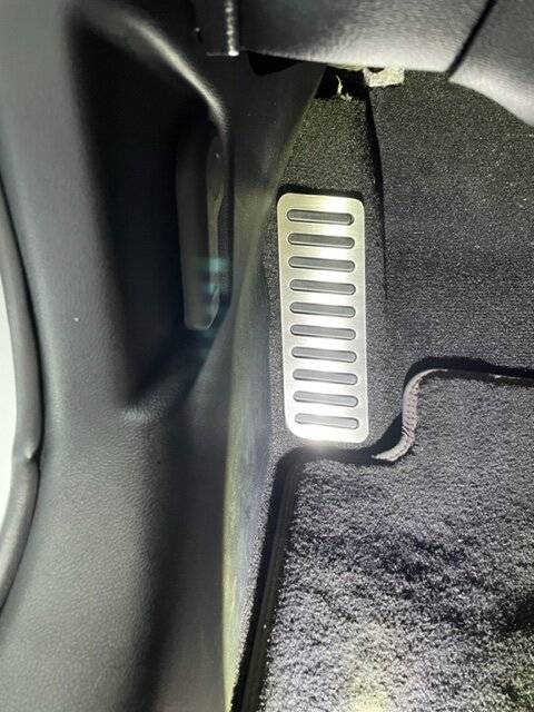 Dead Pedal.jpg