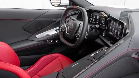 2020-Chevrolet-Corvette-1LT-1.webp