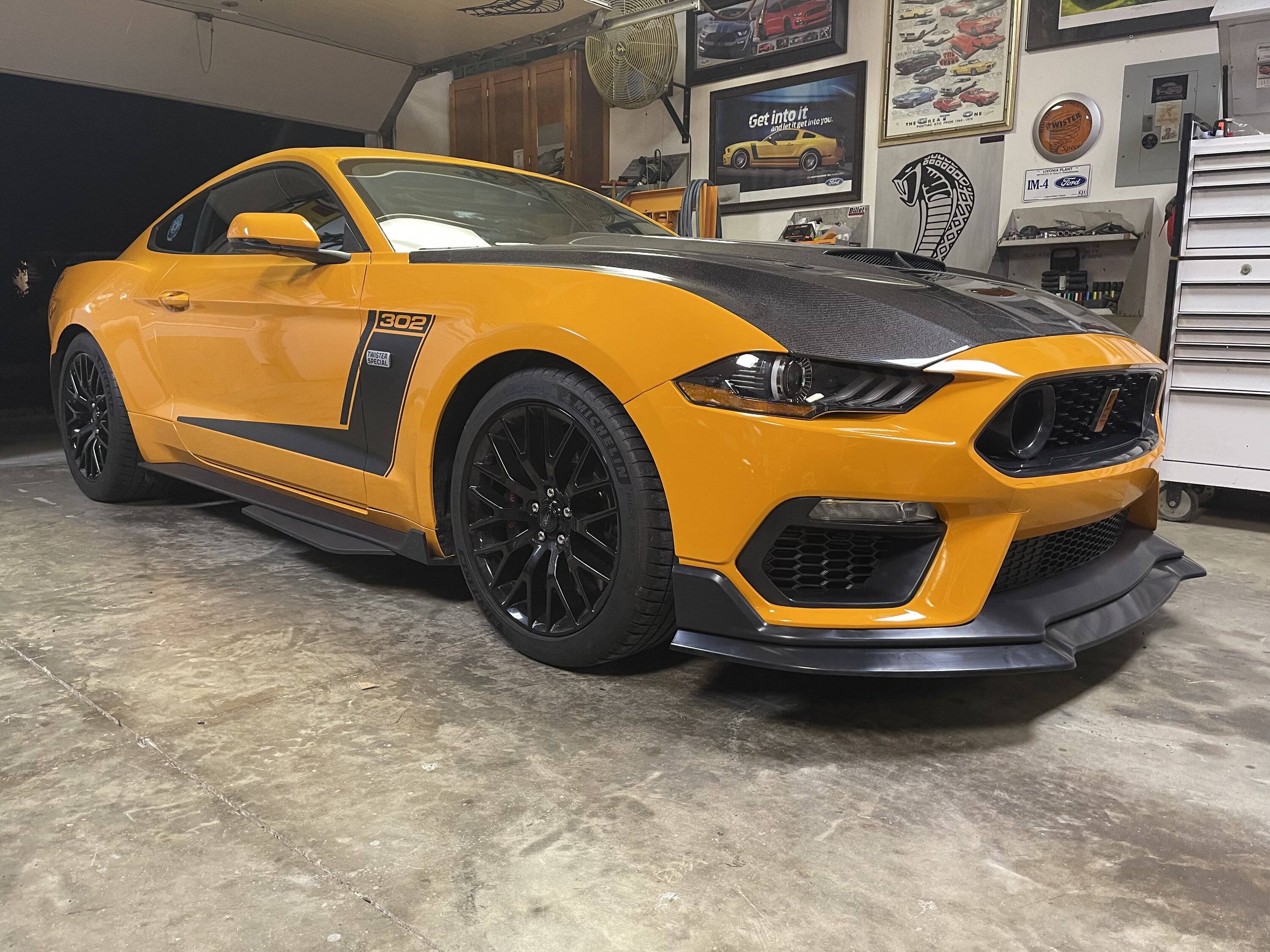 MACH 1 MUSTANG VIEW.jpg