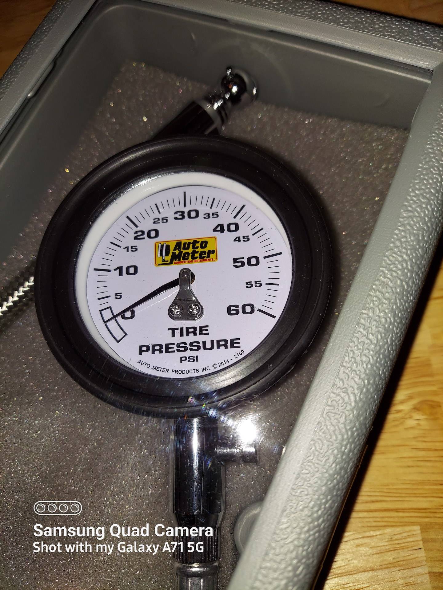 autometer 2160.jpg