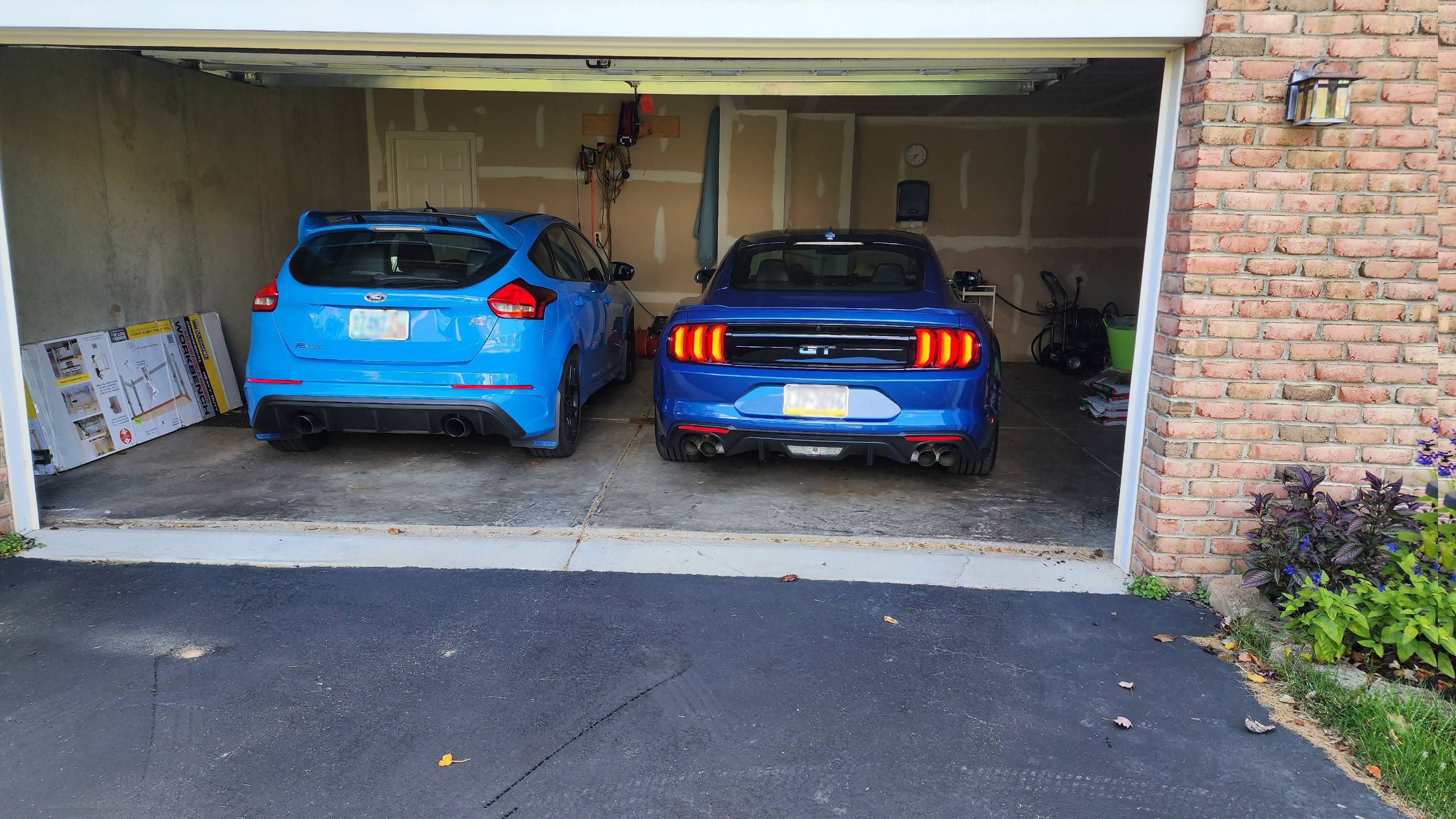 Garage copy.jpg