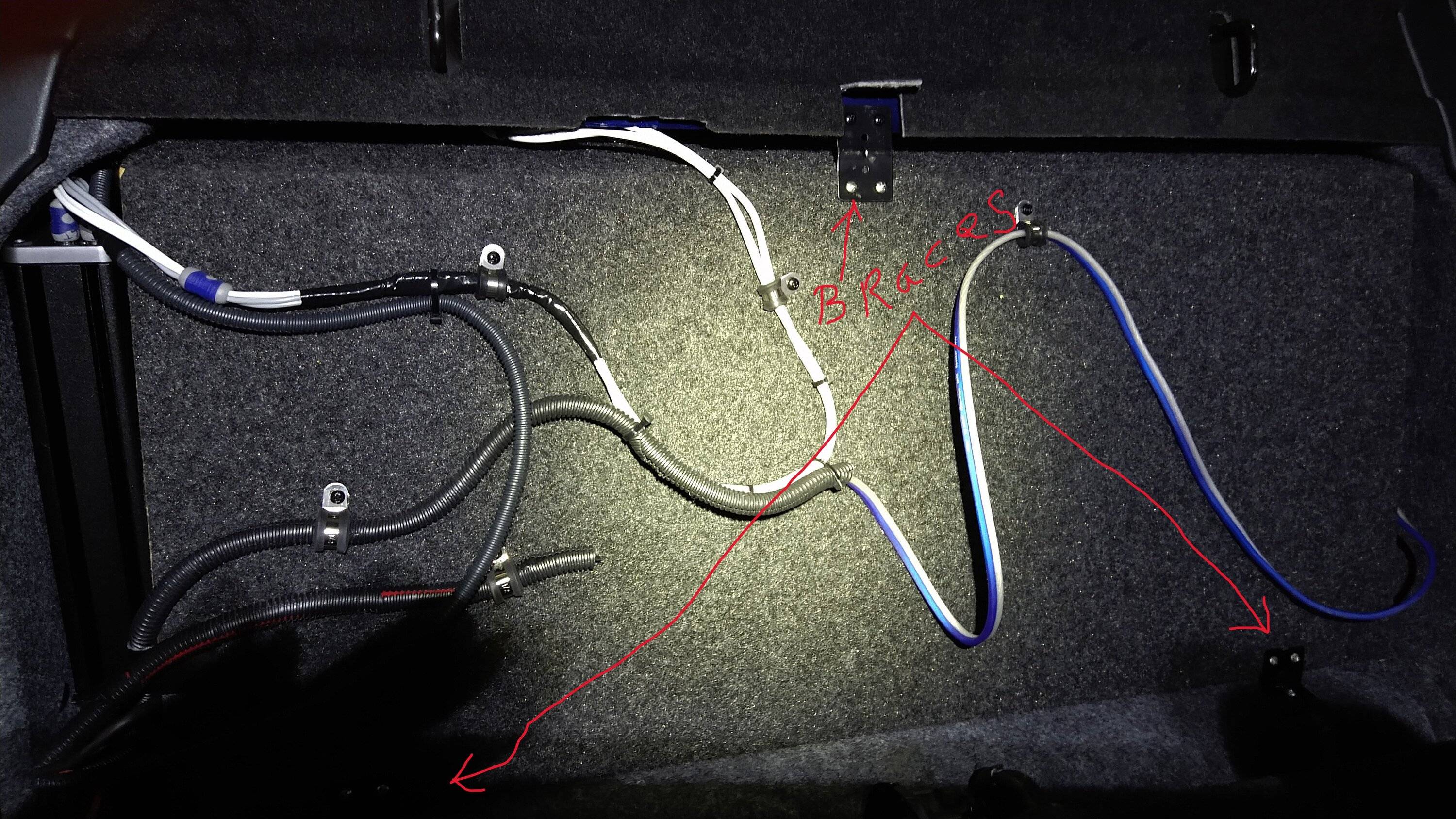 Sub Enclosure Braces.jpg