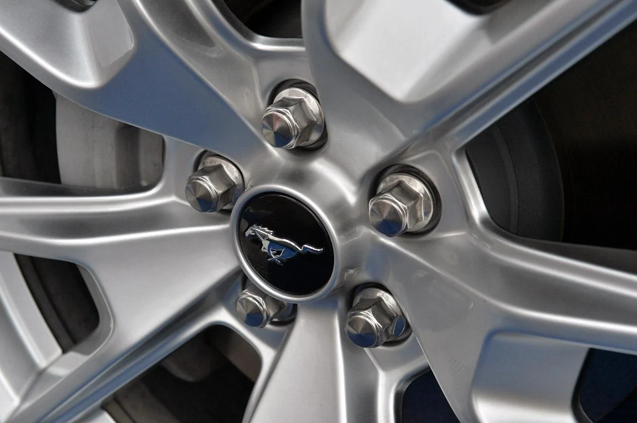 11-2015-mustang-50-years-anniversary-package.webp