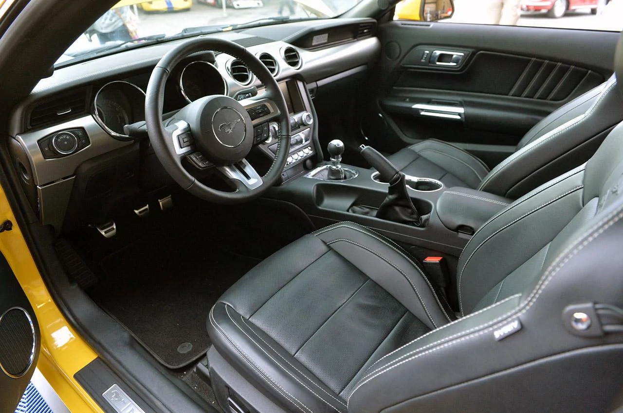 14-2015-mustang-50-years-anniversary-package.webp