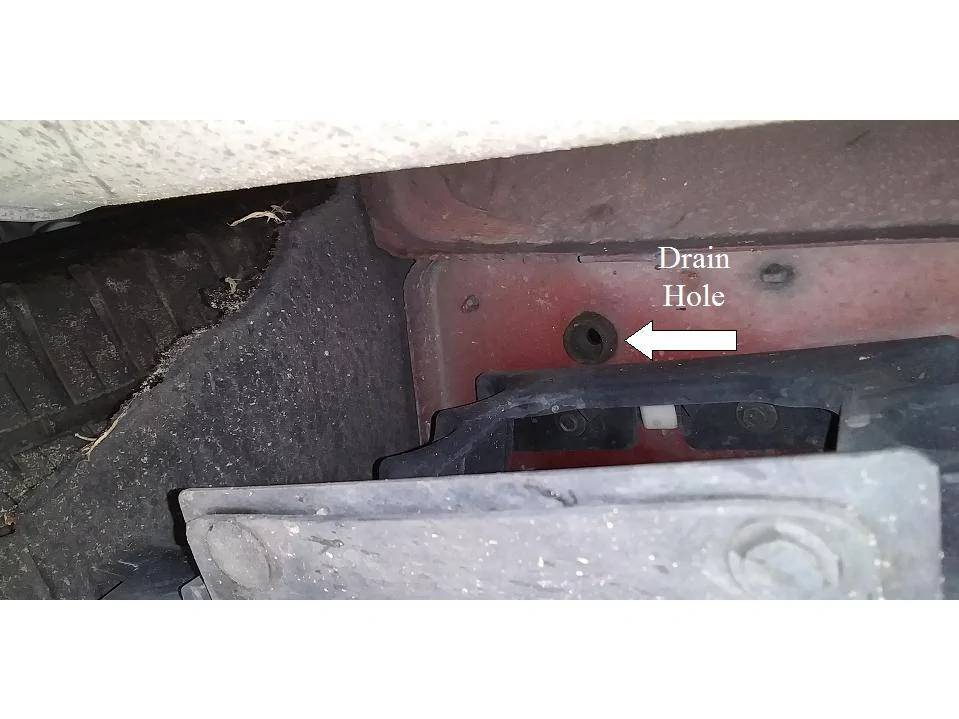 TopWellDrainHoleLocation.jpg