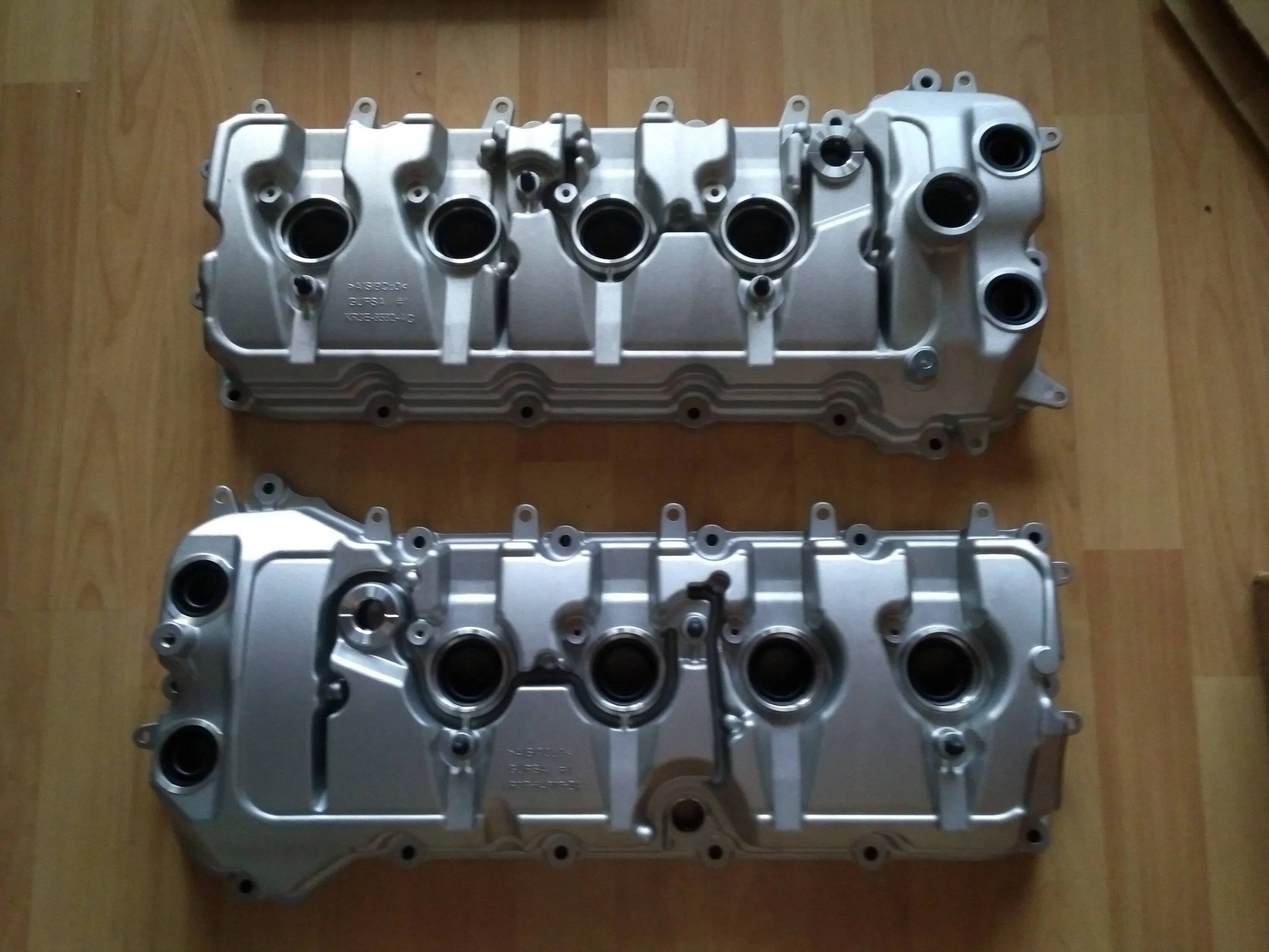GT500 Aluminum Cam Cover.webp