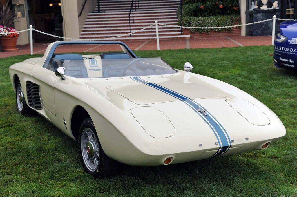mustang 1961.jpg