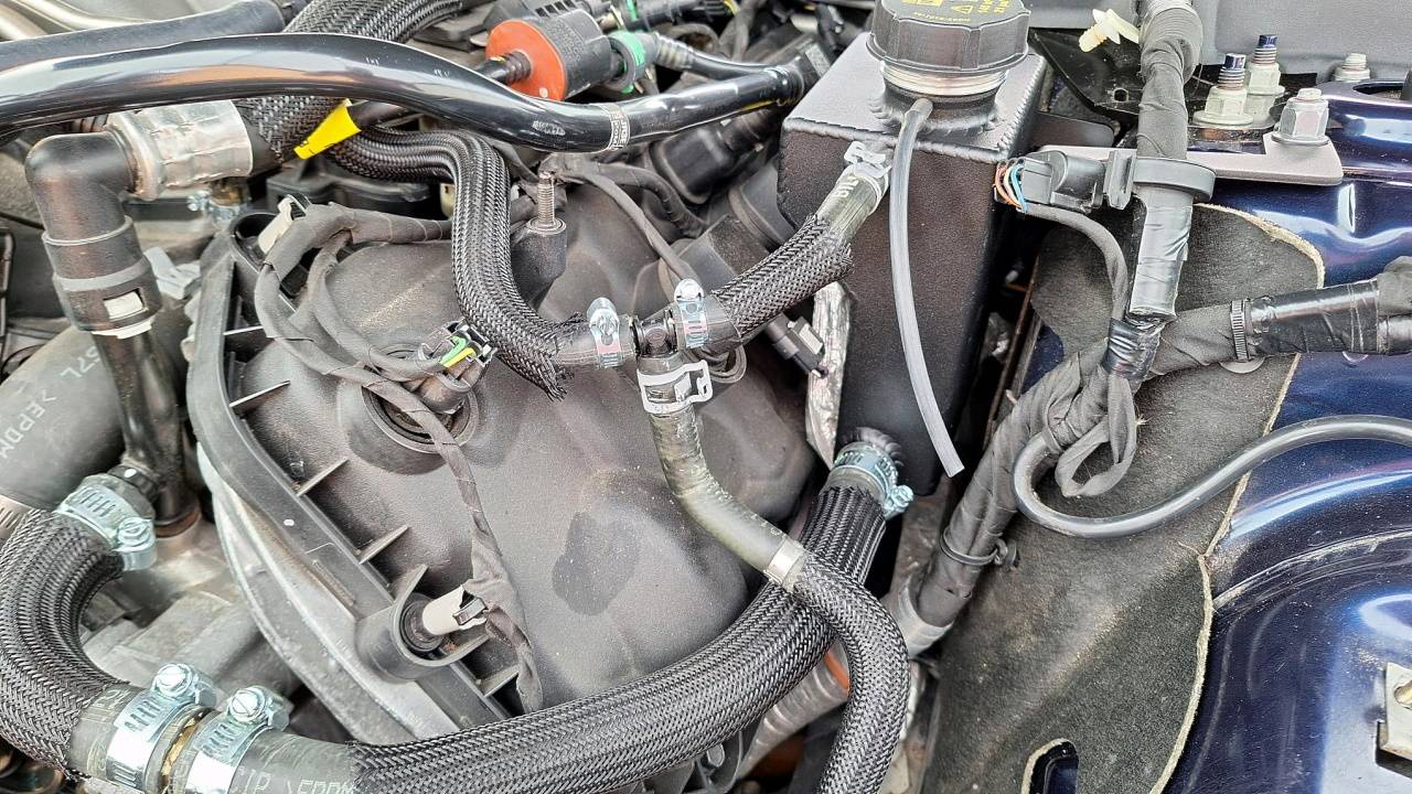 More_Coolant_Hoses.jpg