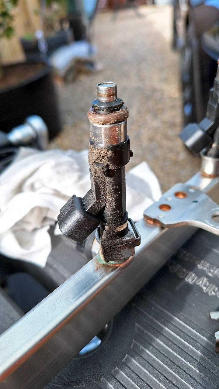 Dirty_Injector.jpg