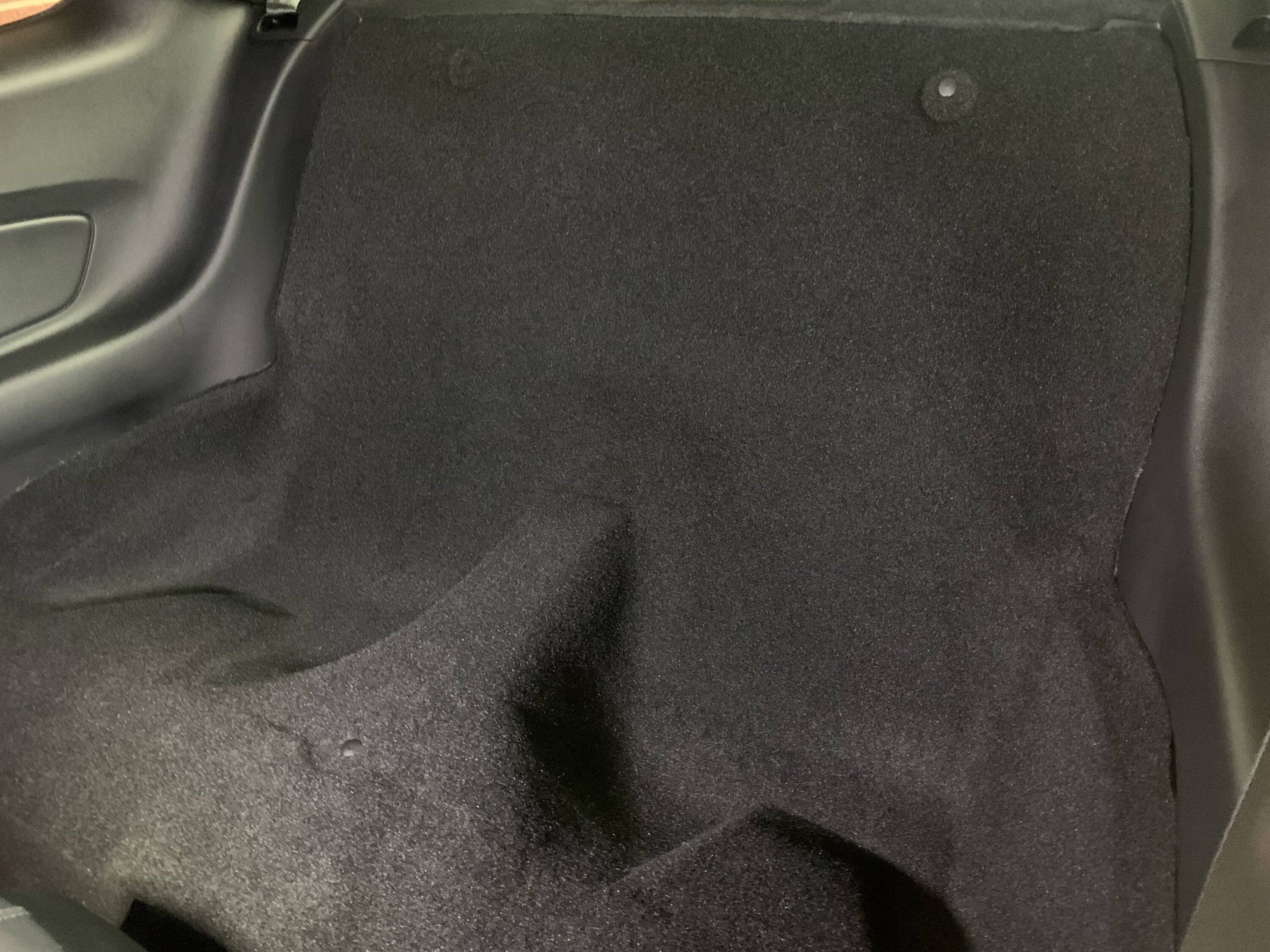 r_seat.jpg