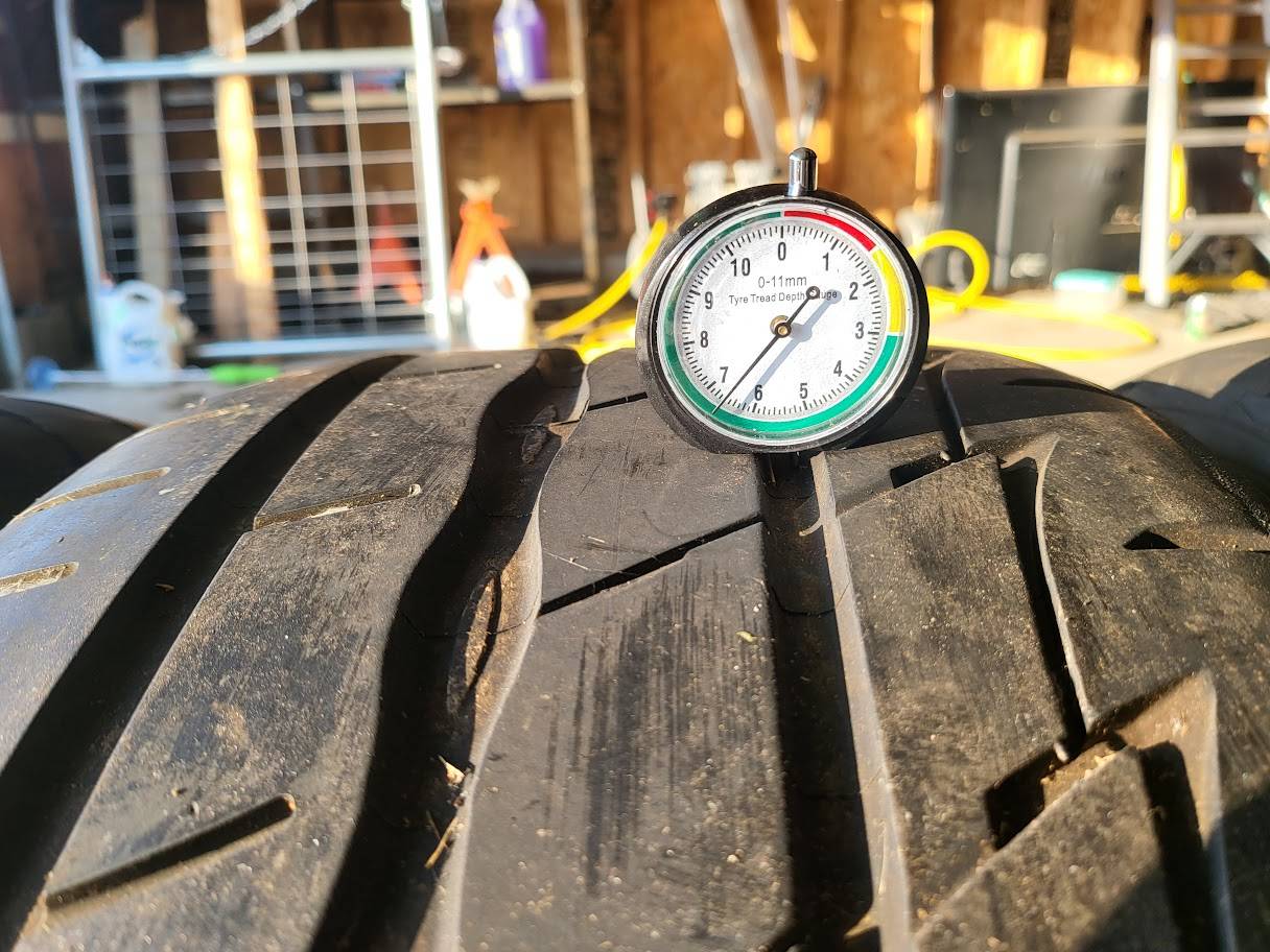 Firestone tire2.jpg
