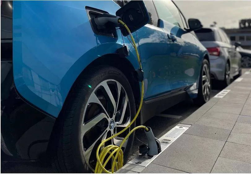 Curb Charging - Rheinmetall.webp