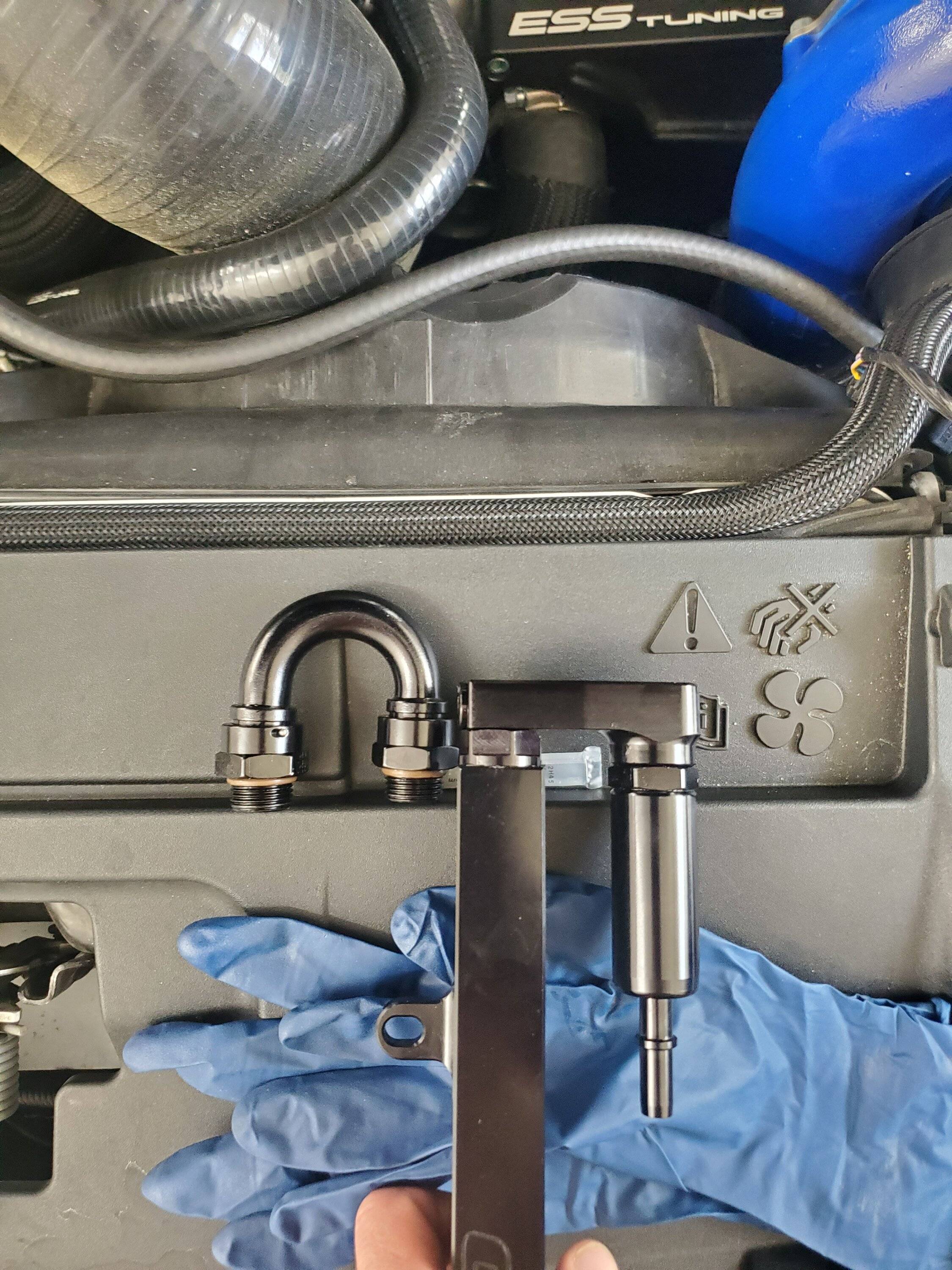 Car_fuelrail1.jpg