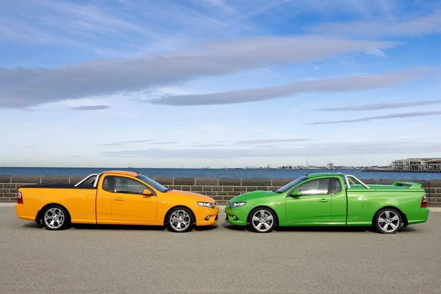 FG_FALCON_XR6_TURBO_&_XR8.jpg