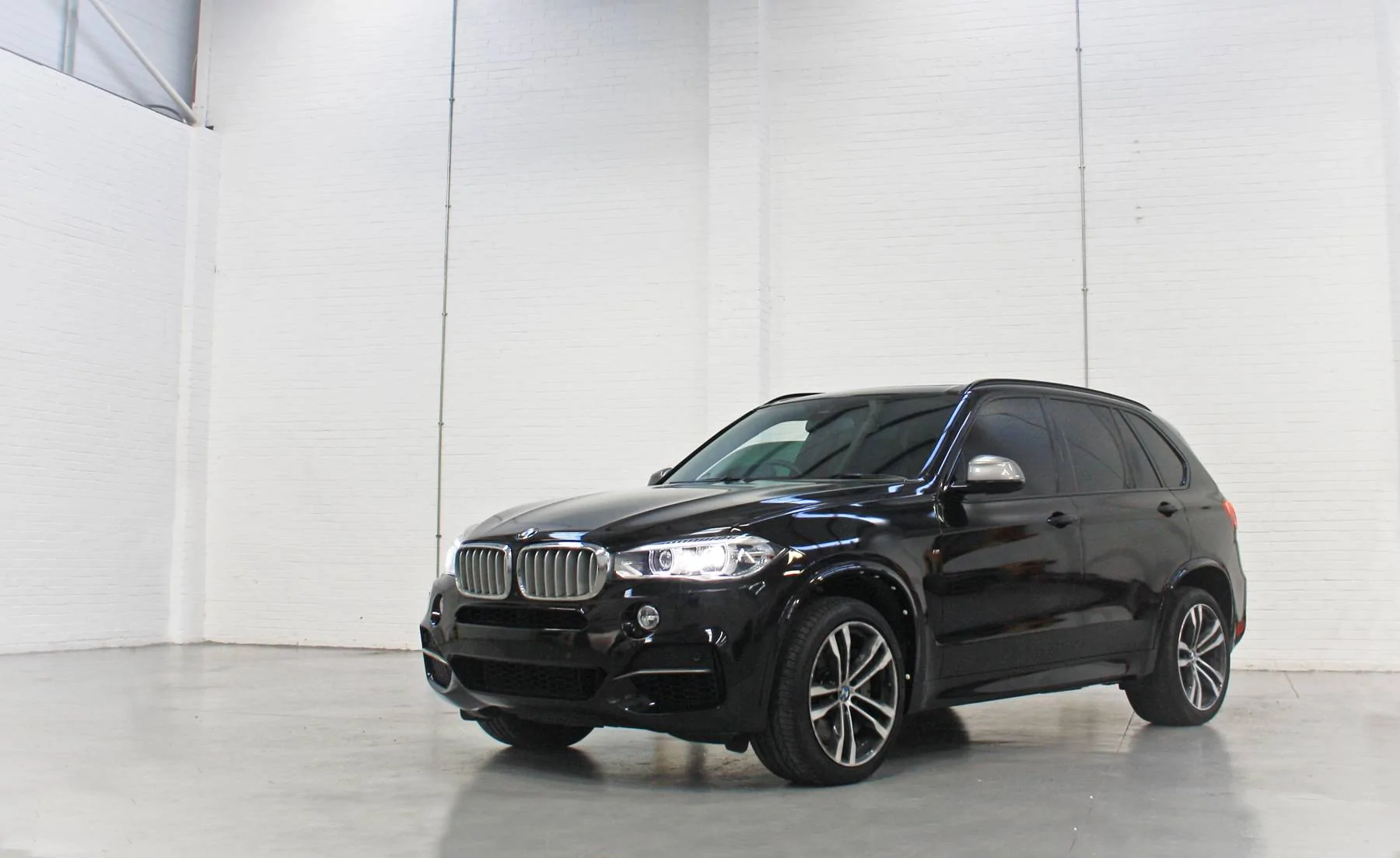 BMW-X3-Gloss-Metallic-Black-3m1080-G212.webp