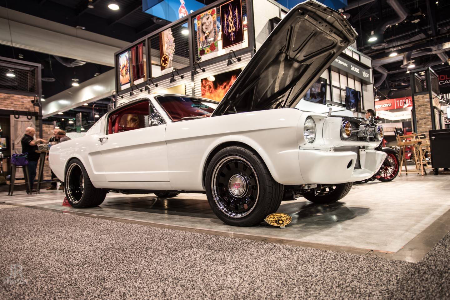 5-ford-mustang-2020-03-05_00-14-35_980496-1440x960.jpg