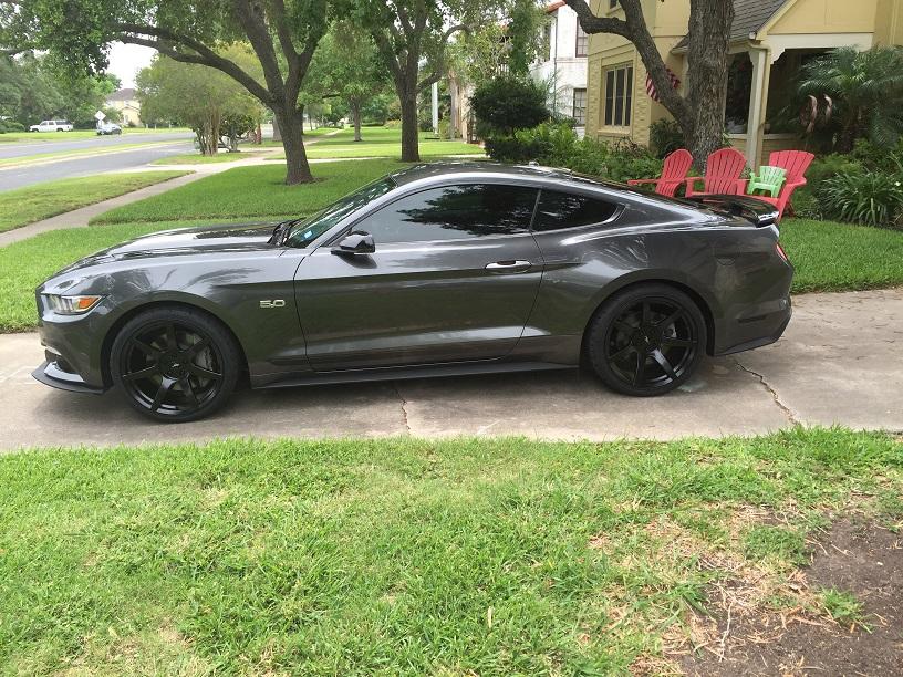 new wheels sideshot.JPG
