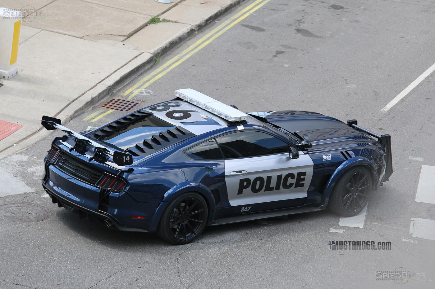 Transformers Barricade S550 Mustang 1.jpg