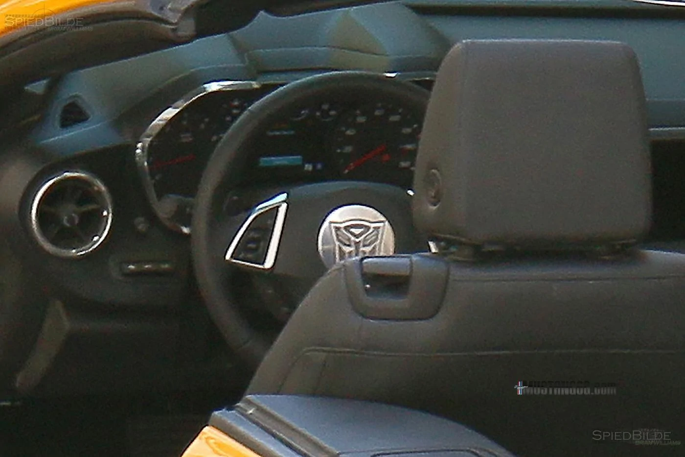 Transformers S550 Mustang 12.webp