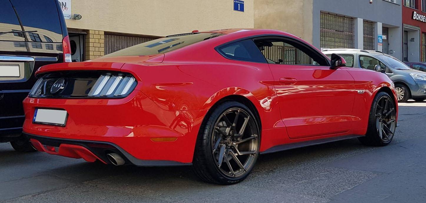 red-ford-mustang-gt-with-bronze-bc-forged-eh168-wheels-2.jpg