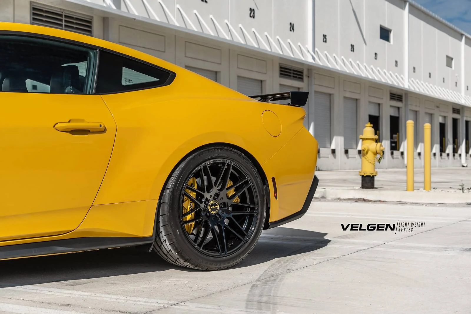 Ford Mustang S650 Velgen Light Weight VF9-4.webp