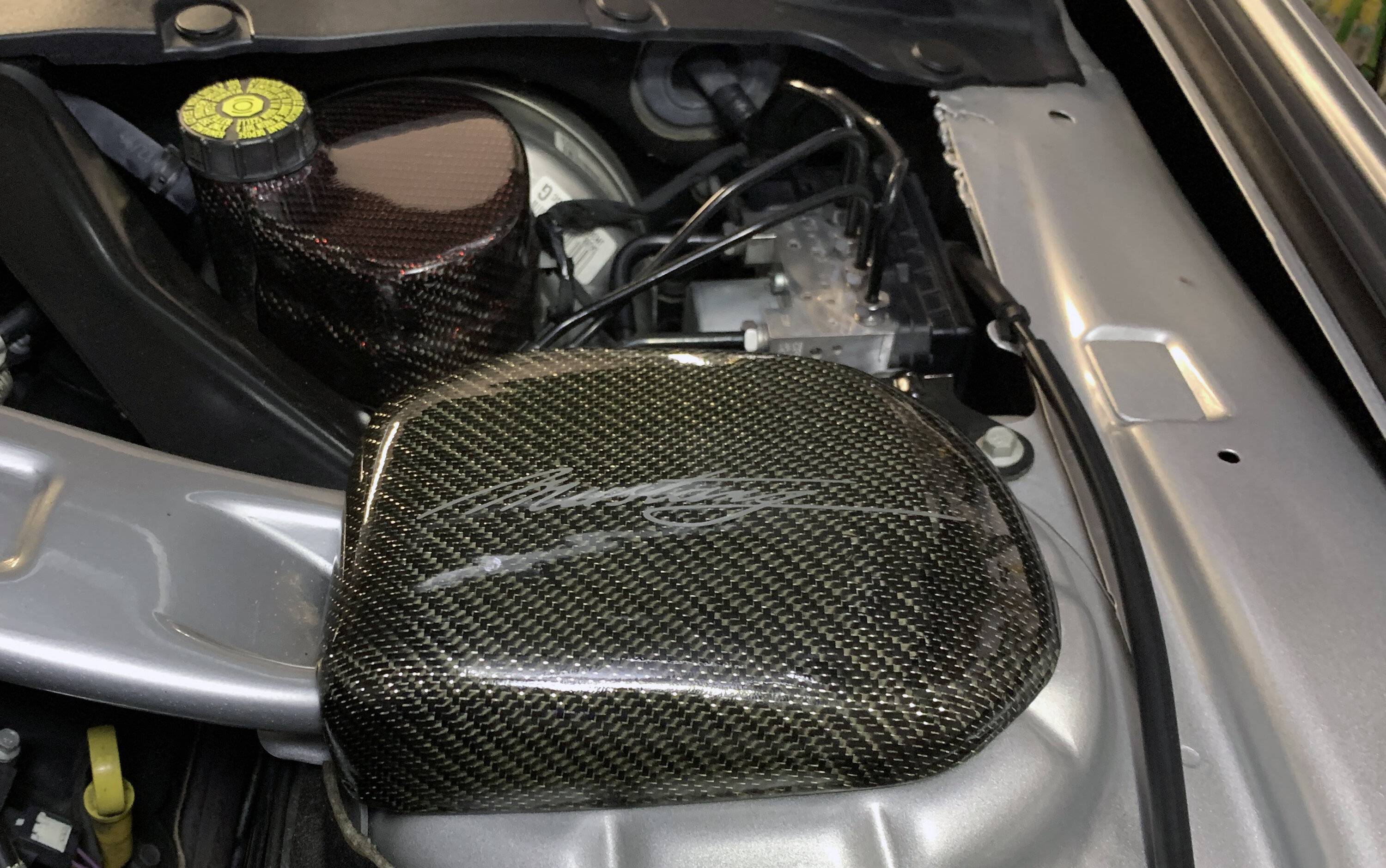 Shock Tower and Brake Fluid Reservoir 2.jpg
