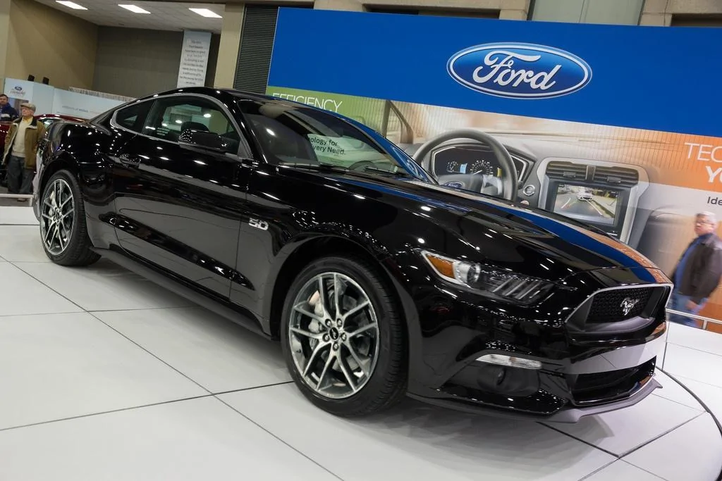 BLACK GT.webp