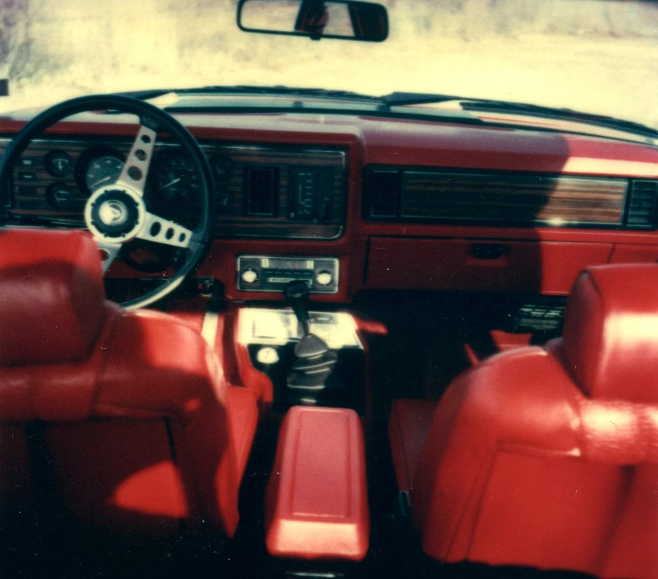 1979_mustang-interior.webp