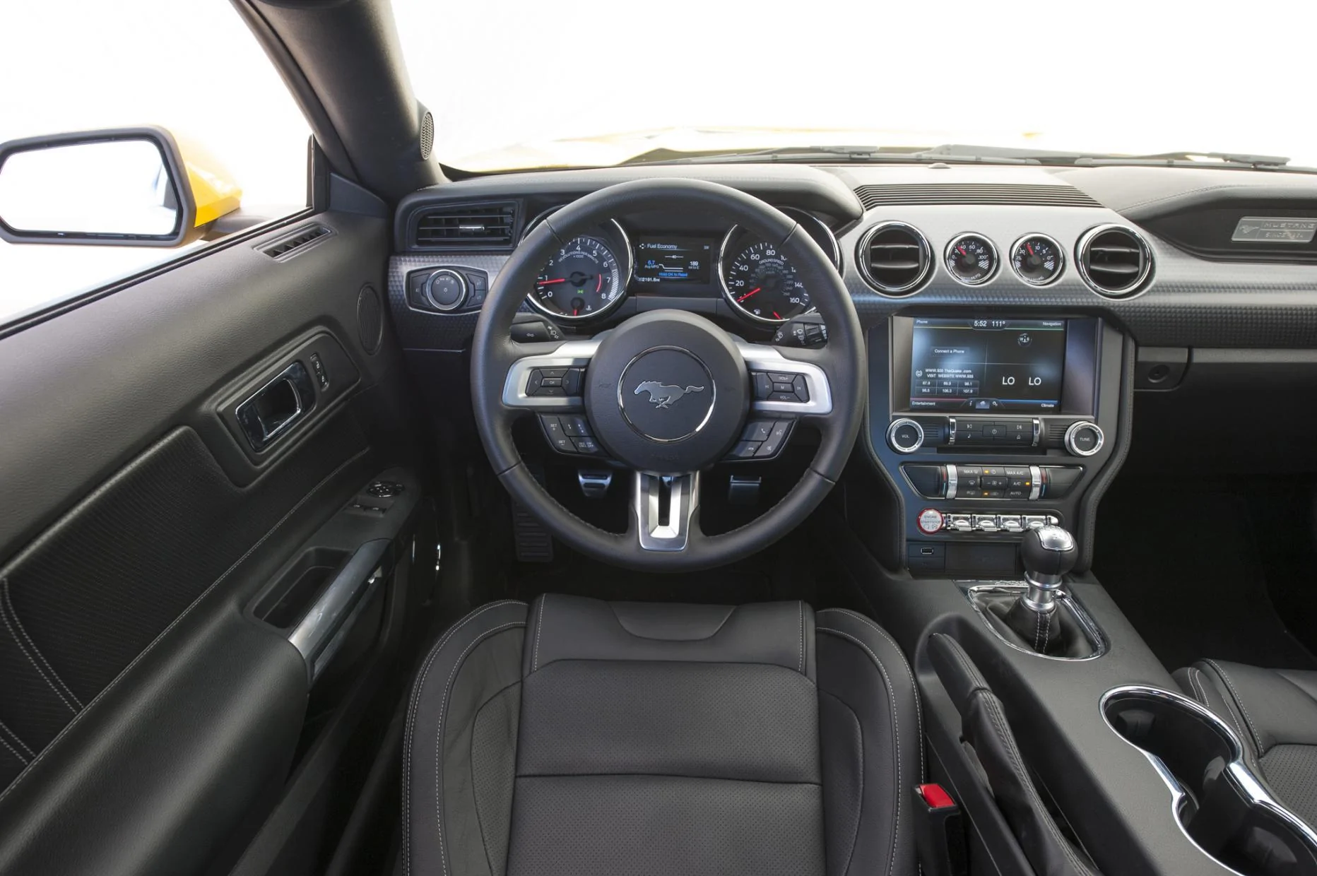 2015-ford-mustang-gt-cockpit.webp