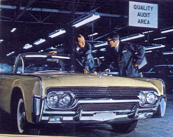06 1961 Lincoln.jpg