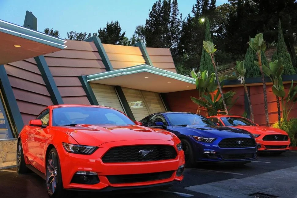 2015-ford-mustang-lineup-2-970x646-c.webp