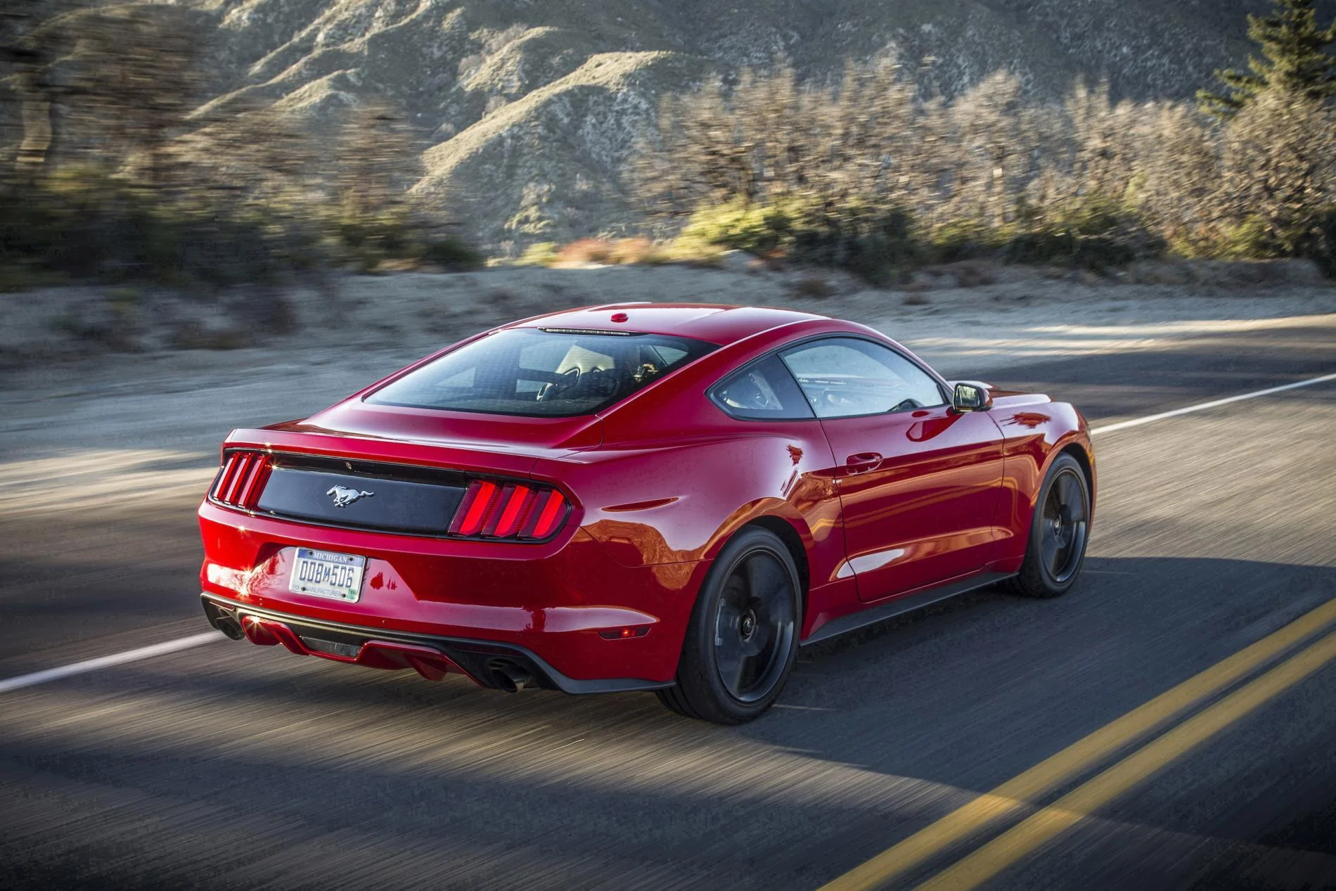 2015Mustang_t5e0033a.webp