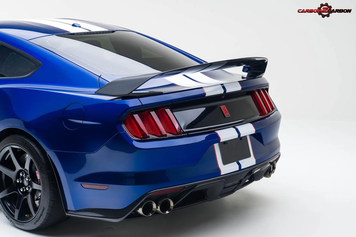 GT350R 3Q R Wing CU.webp