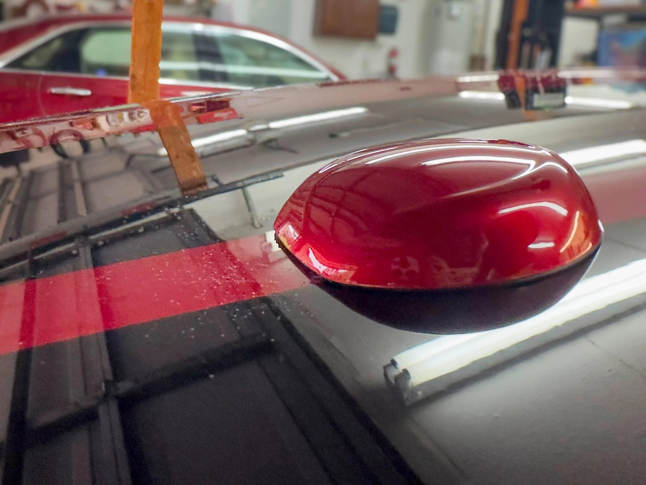sarah-water-under-raindrop-antenna_240505.jpg