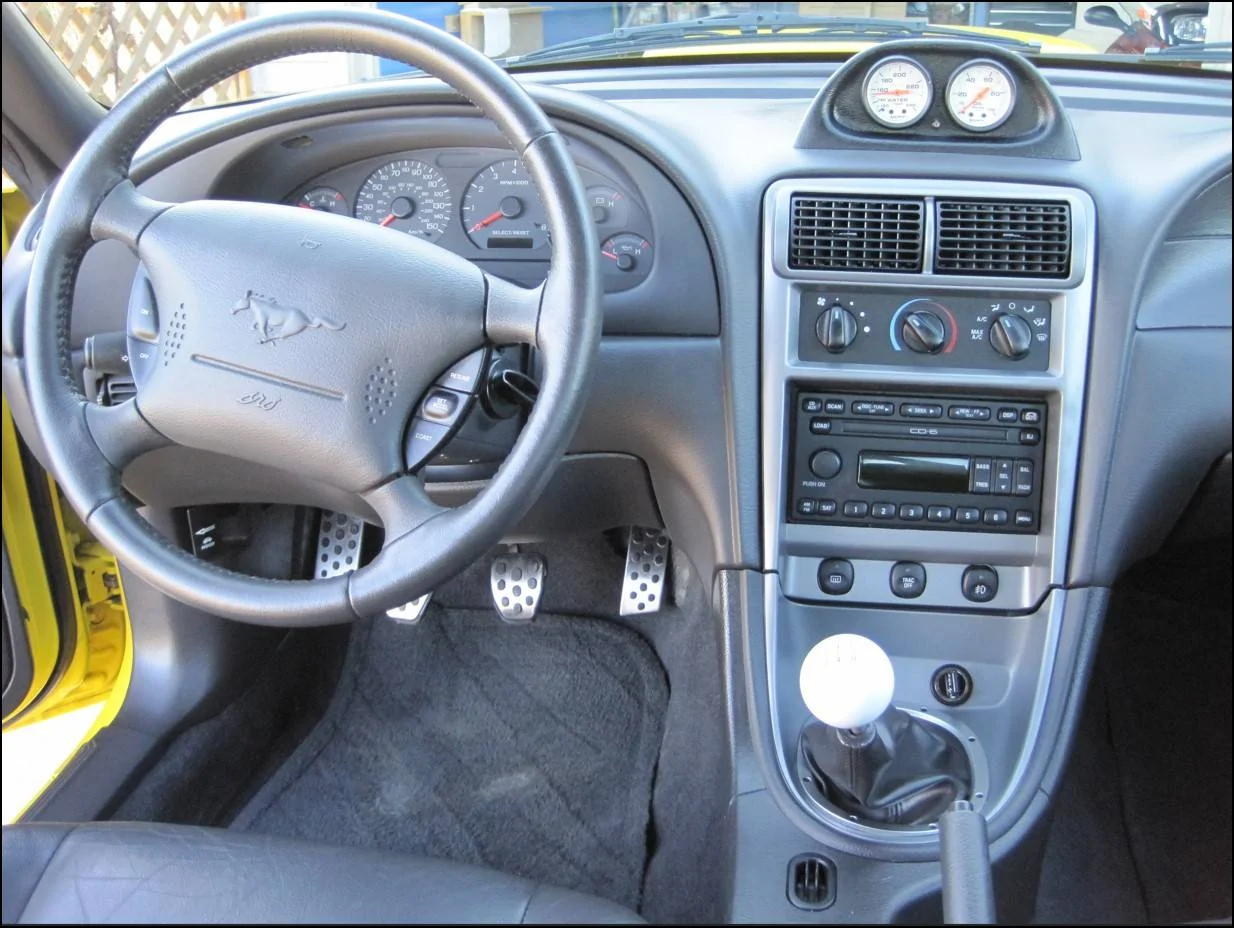 2004GTInterior.webp