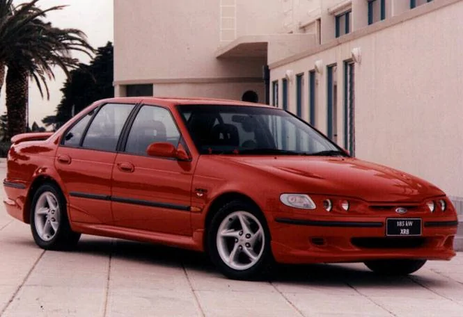 EL_FALCON_XR8_185.webp