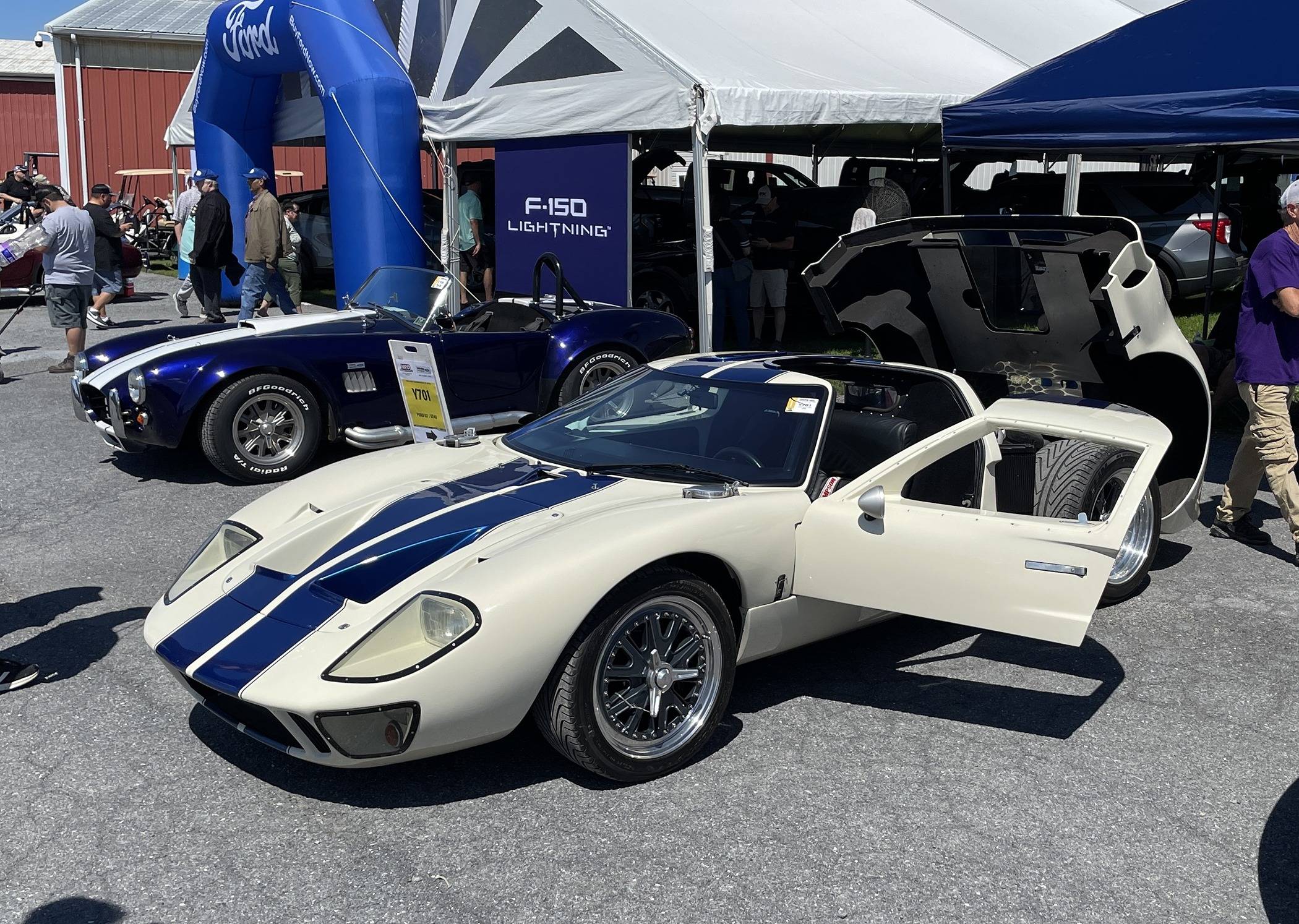 012 GT40.JPEG