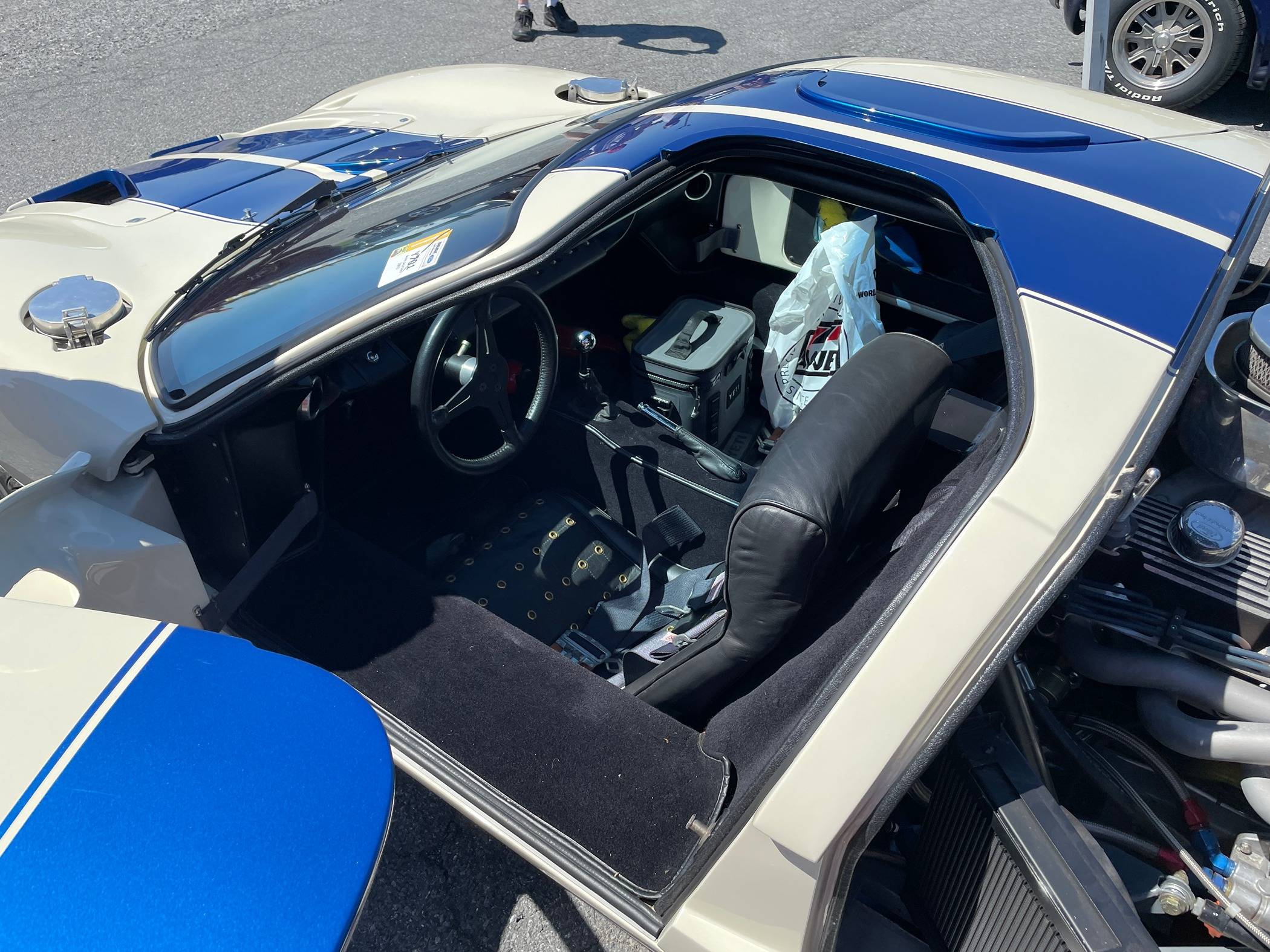 013 GT40 Interior.JPEG