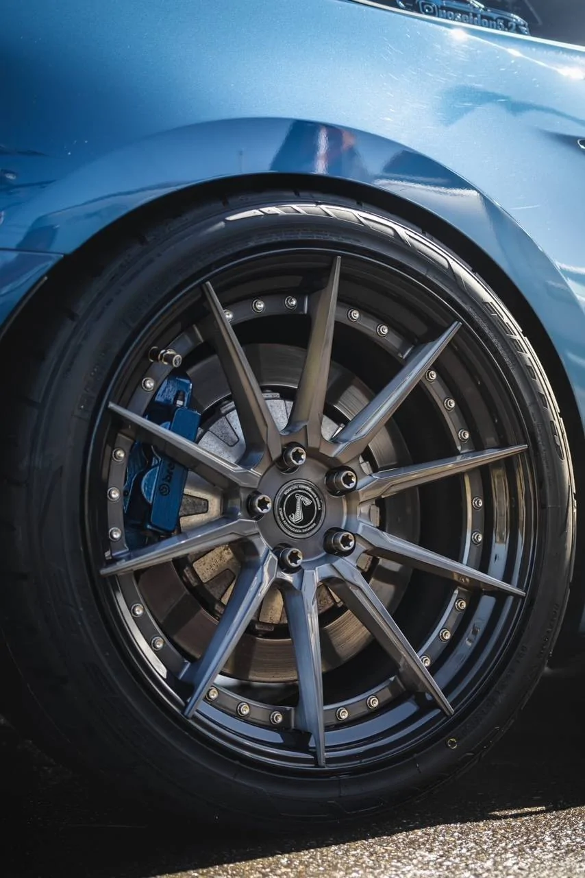 SV303S GT350 Aaryn Brushed Carbon.webp