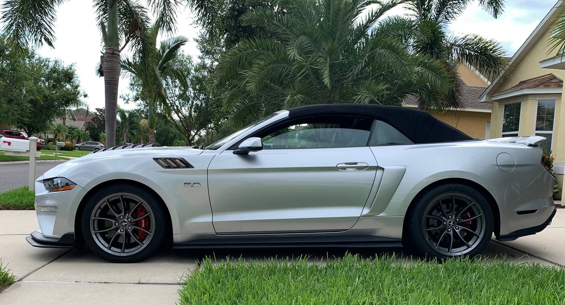 Proposed Mustang with Fender Extractor on LS.jpg