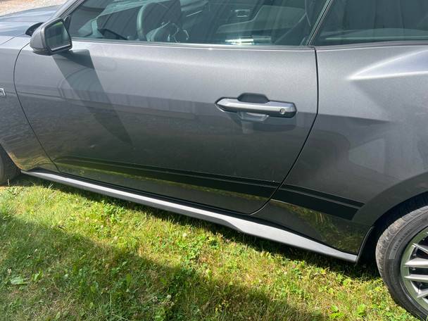 2024-Mustang-Rockers-matte-black-no-lettering__40968.jpg