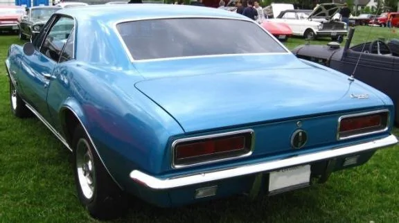 1967-camaro-rs-327-rear.webp