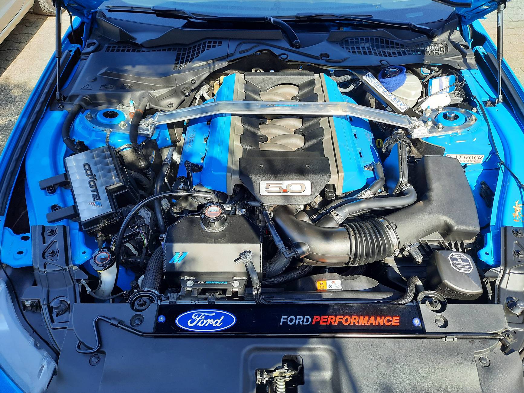 Mishimoto Over flow Tank.jpg