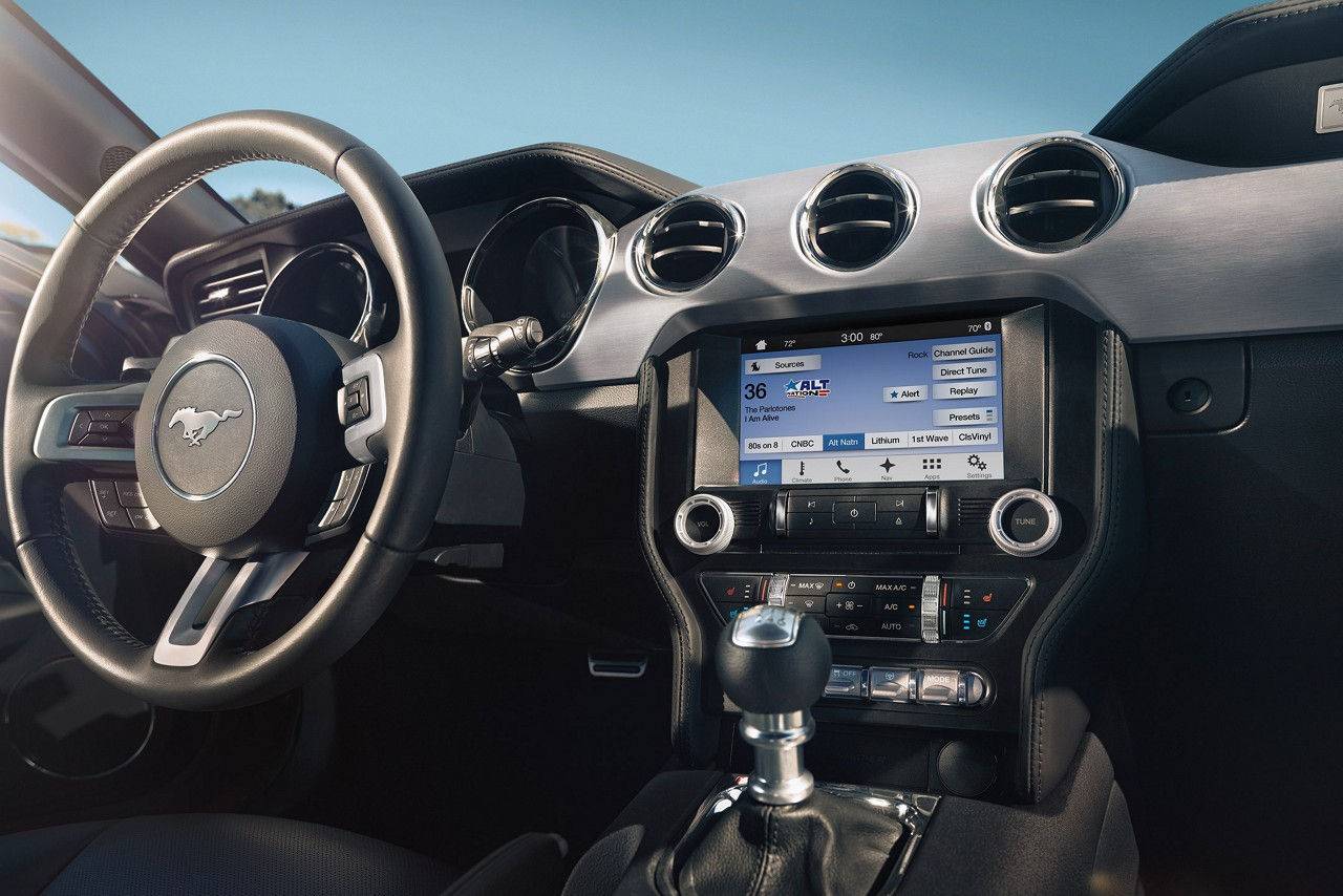 2018FordMustang_interior02.jpeg