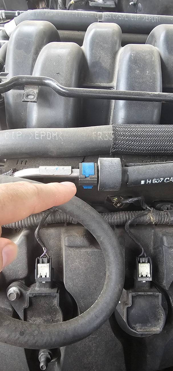 fuel line.jpg