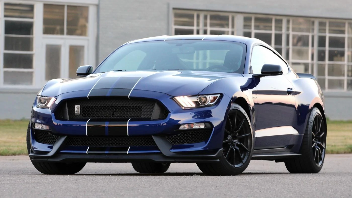 Ford-Mustang_Shelby_GT350_mp8_pic_166260.webp
