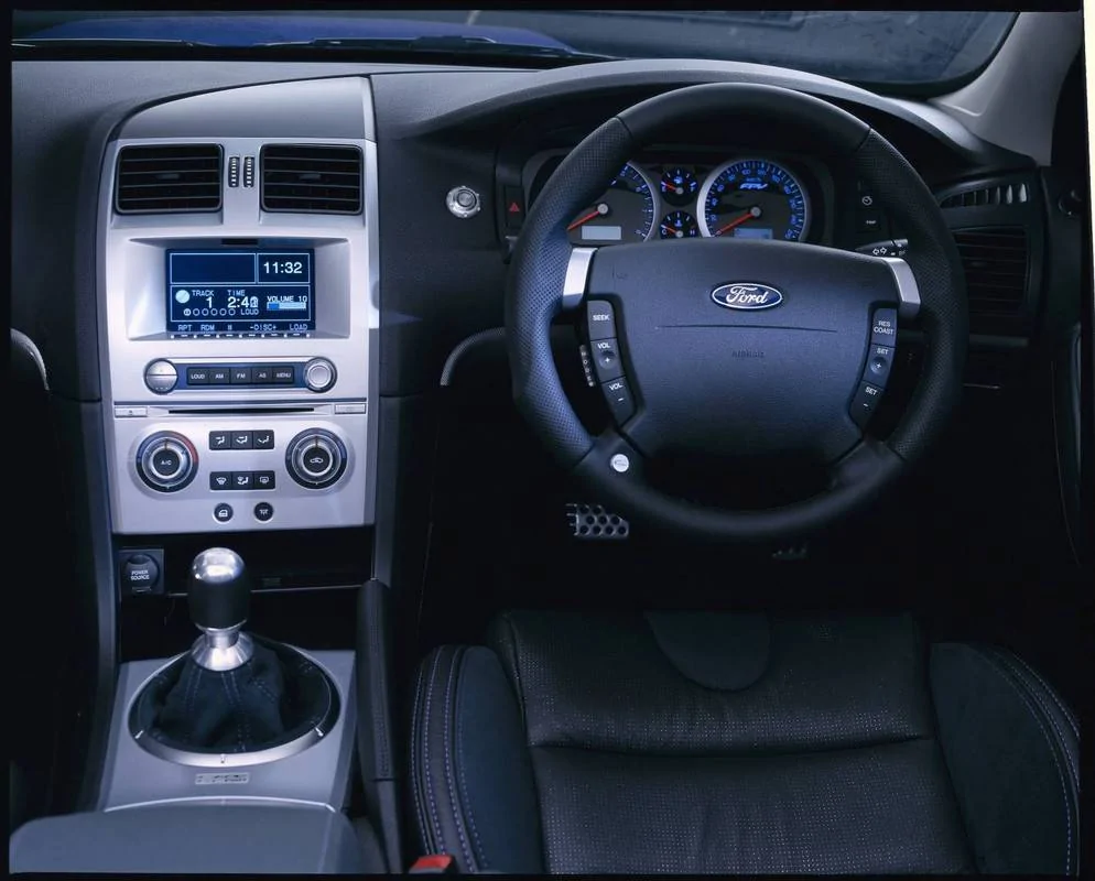 BA-FPV-GT-INTERIOR.webp