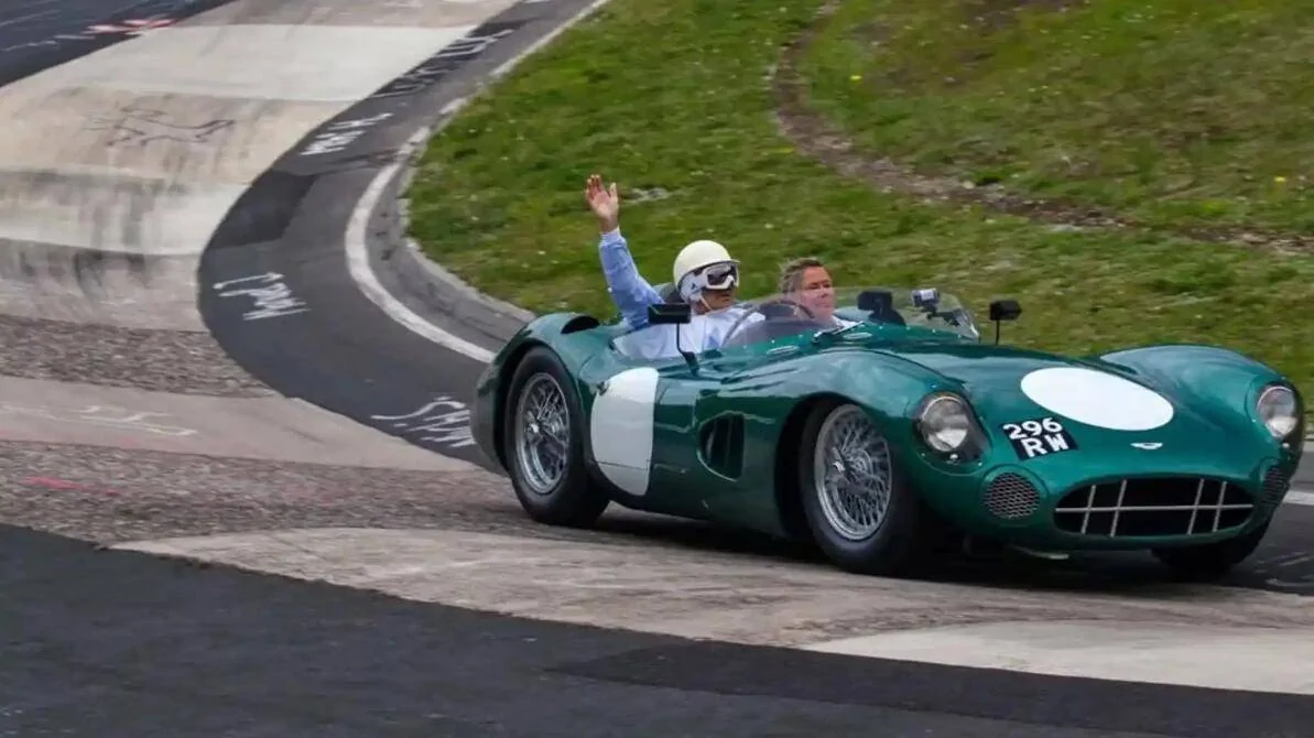 1959 Aston Martin DBR1, Sir StirlingMoss driving on the Karussell.webp