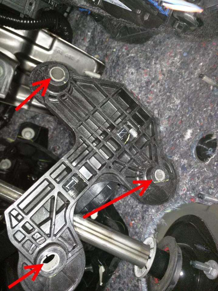 AccelPedalBracket.jpg